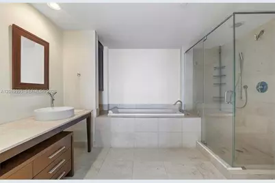 465 Brickell Ave #3905, Miami, FL 33131 - Photo 6