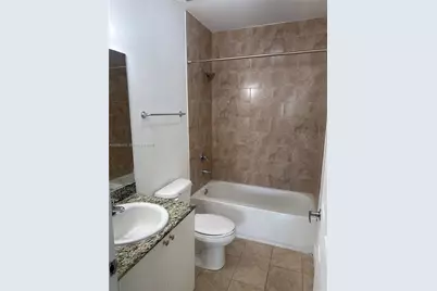 8250 W 21st Ln #C211, Hialeah, FL 33016 - Photo 8