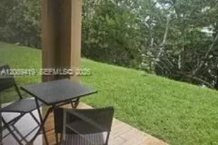 19655 E Country Club Dr, Aventura, FL 33180 - Photo 4