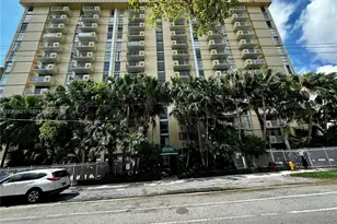 2350 NE 135th St, North Miami, FL 33181 - Photo 12