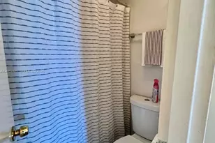 2350 NE 135th St, North Miami, FL 33181 - Photo 10