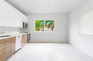 820 15th St, Miami Beach, FL 33139 - Photo 2
