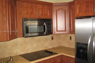 10824 N Kendall Dr, Miami, FL 33176 - Photo 4