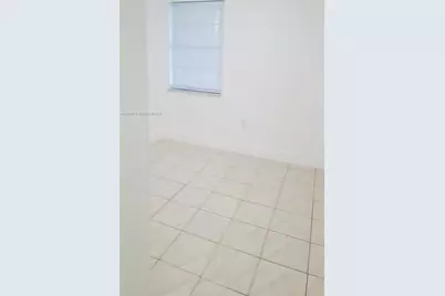 19225 NW 50 Ct, Miami Gardens, FL 33055 - Photo 4