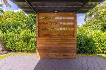 8934 Hawthorne Ave, Surfside, FL 33154 - Photo 48