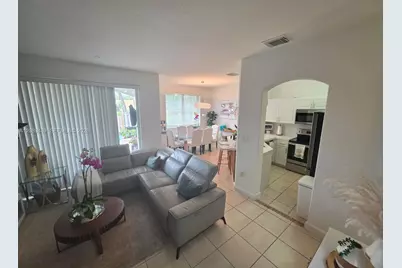 7800 NW 116th Pl, Doral, FL 33178 - Photo 6