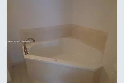1830 Radius Dr #319, Hollywood, FL 33020 - Photo 6
