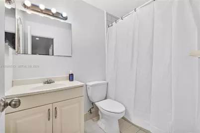 9014 NW 45th Ct, Sunrise, FL 33351 - Photo 22