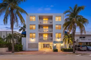 335 Collins Ave, Miami Beach, FL 33139 - Photo 2
