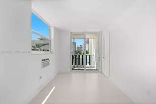335 Collins Ave, Miami Beach, FL 33139 - Photo 12