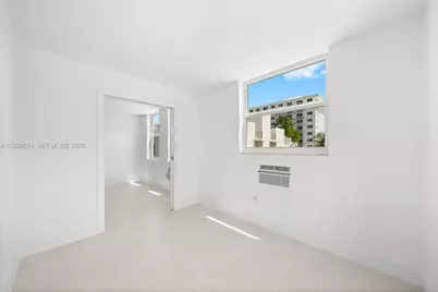 335 Collins Ave #407, Miami Beach, FL 33139 - Photo 14