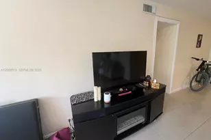 7441 Wayne Ave, Miami Beach, FL 33141 - Photo 6