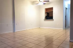 10904 SW 2nd St, Sweetwater, FL 33174 - Photo 12