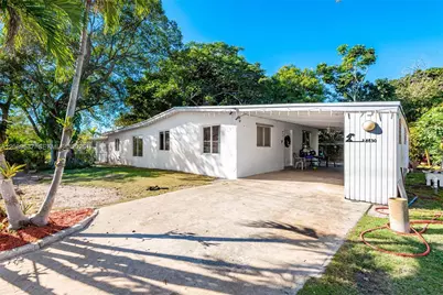 28830 SW 144th Ave, Homestead, FL 33033 - Photo 2