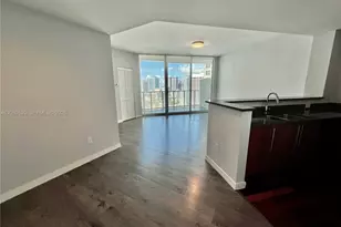 300 S Biscayne Blvd, Miami, FL 33131 - Photo 8