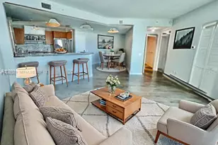 300 S Biscayne Blvd, Miami, FL 33131 - Photo 2