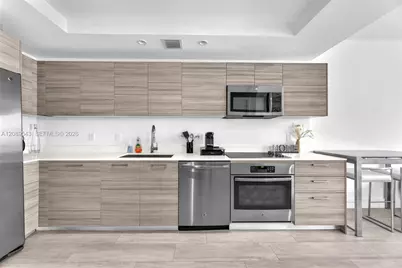121 NE 34th St #905, Miami, FL 33137 - Photo 14