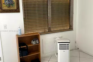 1000 SW 11th Ave, Hallandale Beach, FL 33009 - Photo 4
