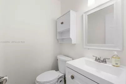 7700 NW 11th Pl, Plantation, FL 33322 - Photo 16