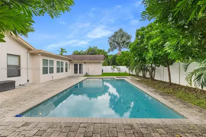 7700 NW 11th Pl, Plantation, FL 33322 - Photo 38