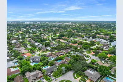 7700 NW 11th Pl, Plantation, FL 33322 - Photo 44