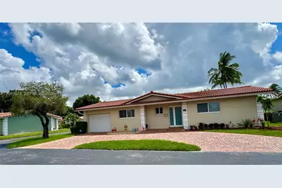 7190 E Tropical Way, Plantation, FL 33317 - Photo 1