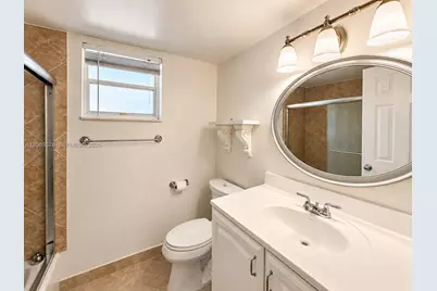 600 NE 25th St #63, Miami, FL 33137 - Photo 8
