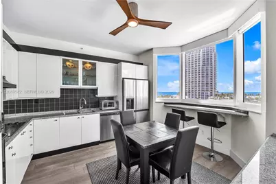 300 S Pointe Dr #809, Miami Beach, FL 33139 - Photo 6