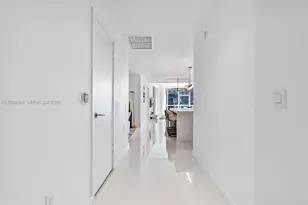 851 NE 1st Ave, Miami, FL 33132 - Photo 20
