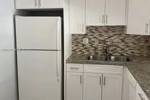 5201 Geneva Way, Doral, FL 33166 - Photo 32