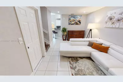 22067 SW 88th Path, Cutler Bay, FL 33190 - Photo 4