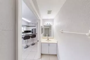22067 SW 88th Path, Cutler Bay, FL 33190 - Photo 10
