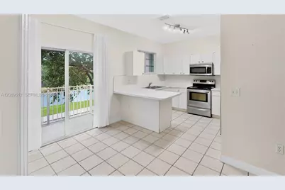 2741 NE 4th St #202, Homestead, FL 33033 - Photo 8
