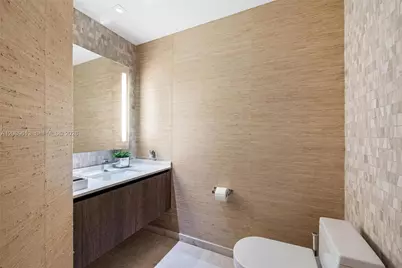 88 SW 7th St #1812, Miami, FL 33130 - Photo 26