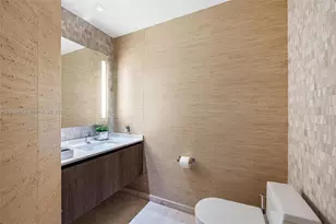 88 SW 7th St, Miami, FL 33130 - Photo 26