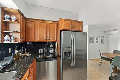 1420 Pennsylvania Ave #403, Miami Beach, FL 33139 - Photo 12