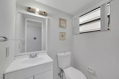 650 NE 149th St #406A, Miami, FL 33161 - Photo 6