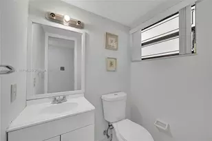 650 NE 149th St, Miami, FL 33161 - Photo 6