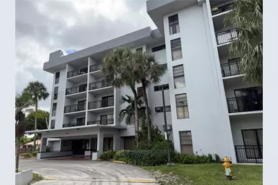 650 NE 149th St #406A, Miami, FL 33161 - Photo 2