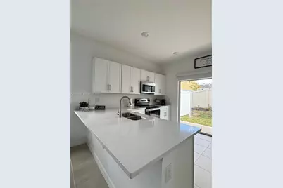 8768 Daybreak #8768, Sarasota, FL 34241 - Photo 8