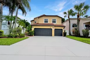 811 NW 155th Terrace, Pembroke Pines, FL 33028 - Photo 2