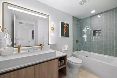 159 NE 6th St #3206, Miami, FL 33132 - Photo 30