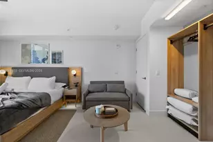 159 NE 6th St, Miami, FL 33132 - Photo 12