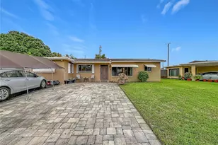 4220 NE 4th Terrace, Deerfield Beach, FL 33064 - Photo 2