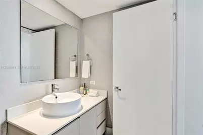 2600 E Hallandale Beach Blvd #T1002, Hallandale Beach, FL 33009 - Photo 14