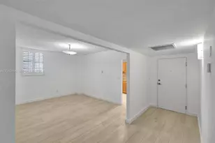 90 Edgewater Dr, Coral Gables, FL 33133 - Photo 6