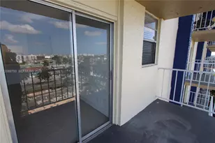 4550 NW 9th St, Miami, FL 33126 - Photo 10