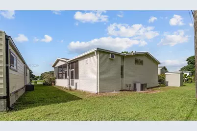 6515 Colonial Dr, Margate, FL 33063 - Photo 32