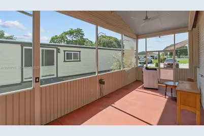 6515 Colonial Dr, Margate, FL 33063 - Photo 18