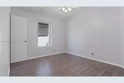 6515 Colonial Dr, Margate, FL 33063 - Photo 10